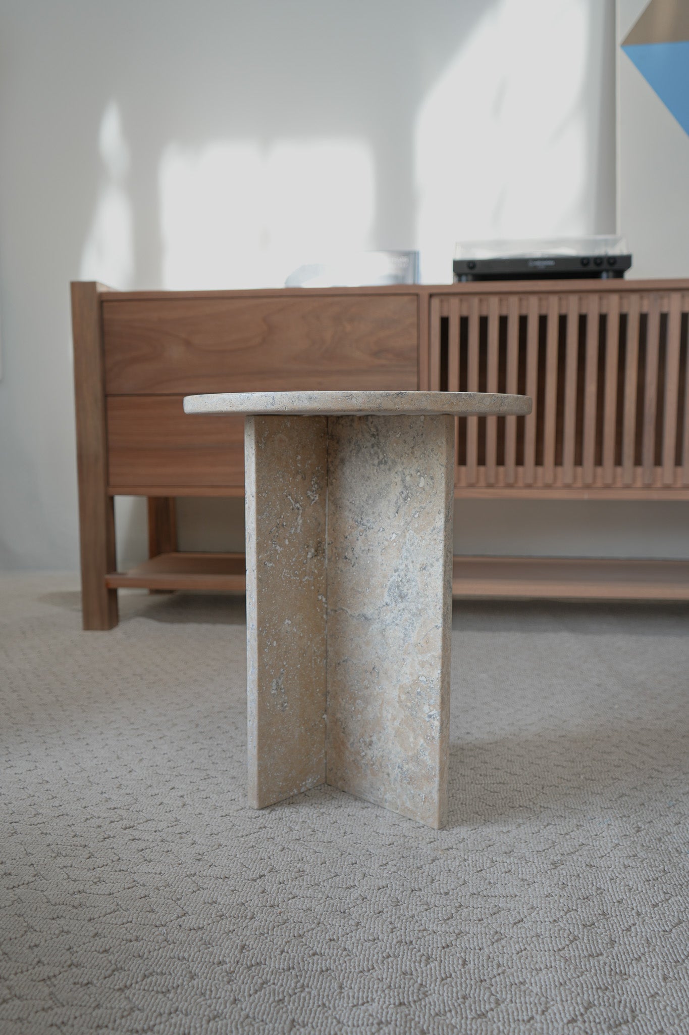 Mesa auxiliar BROOKLYN Travertino
